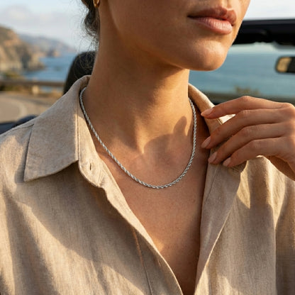 Aurelia Twisted Chain