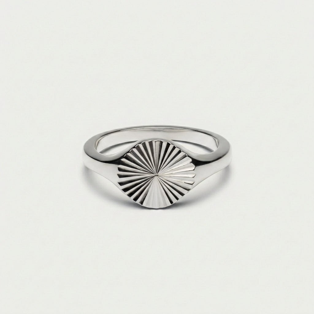 Solea Signet Ring