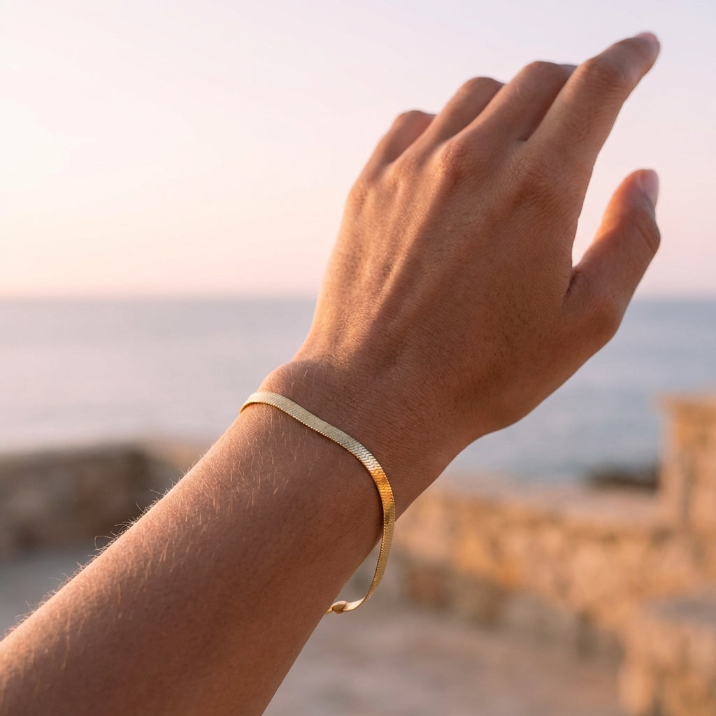 Arden Gold Flow Bracelet