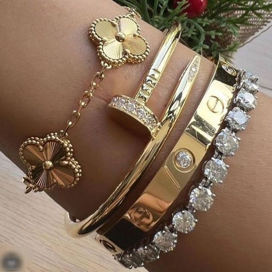Clover Gold Bracelet